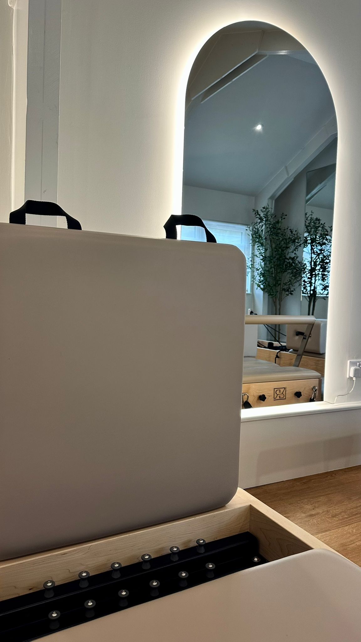 Sienna Reformer Machine